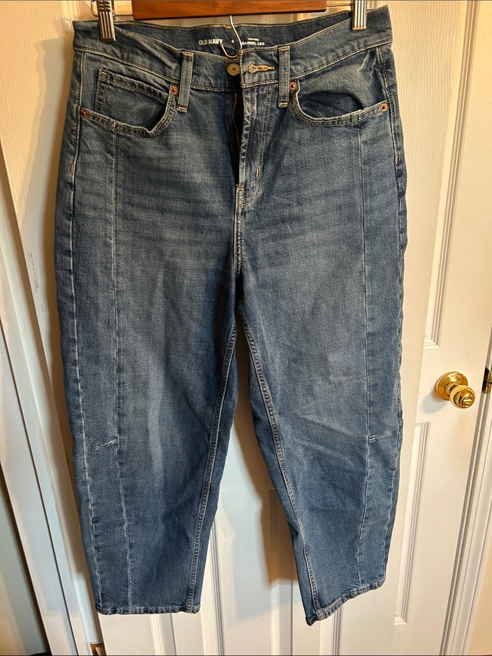 Old Navy High-Rise Barrel Jeans in Blue Wash